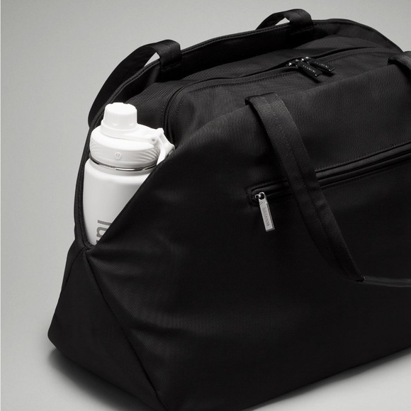 Lululemon Go Getter Padded Weekender Bag 34L - Picture 4 of 7